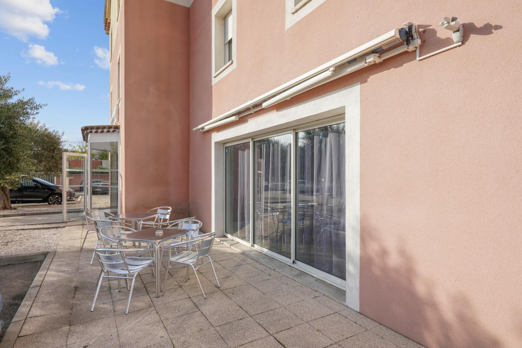Hotel Akena Chateaurenard - Parc Des Expositions Avignon Dış mekan fotoğraf